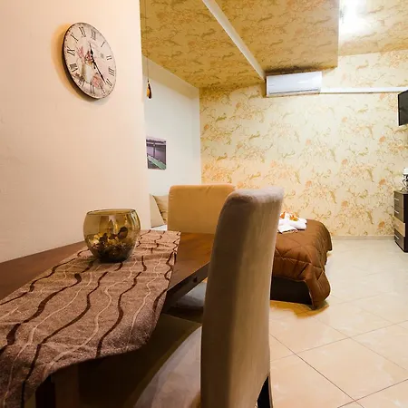 Διαμέρισμα Charming Flat